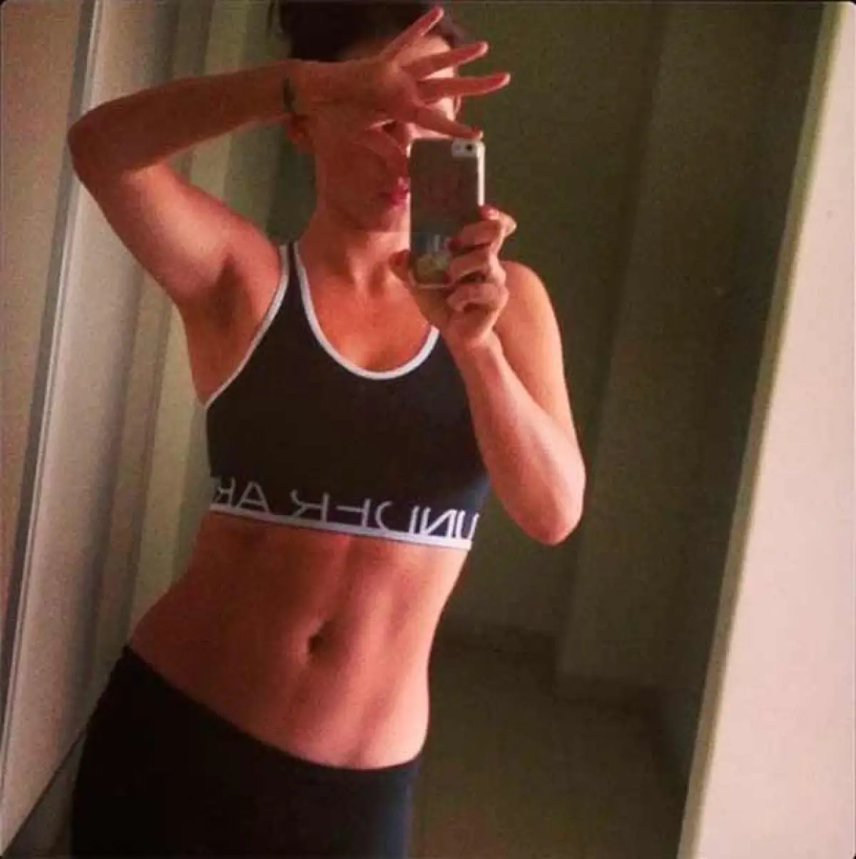 Esta fue la primera fotografía que publicó mostrando su figura post-baby, logrando los elogios de todos sus seguidores.