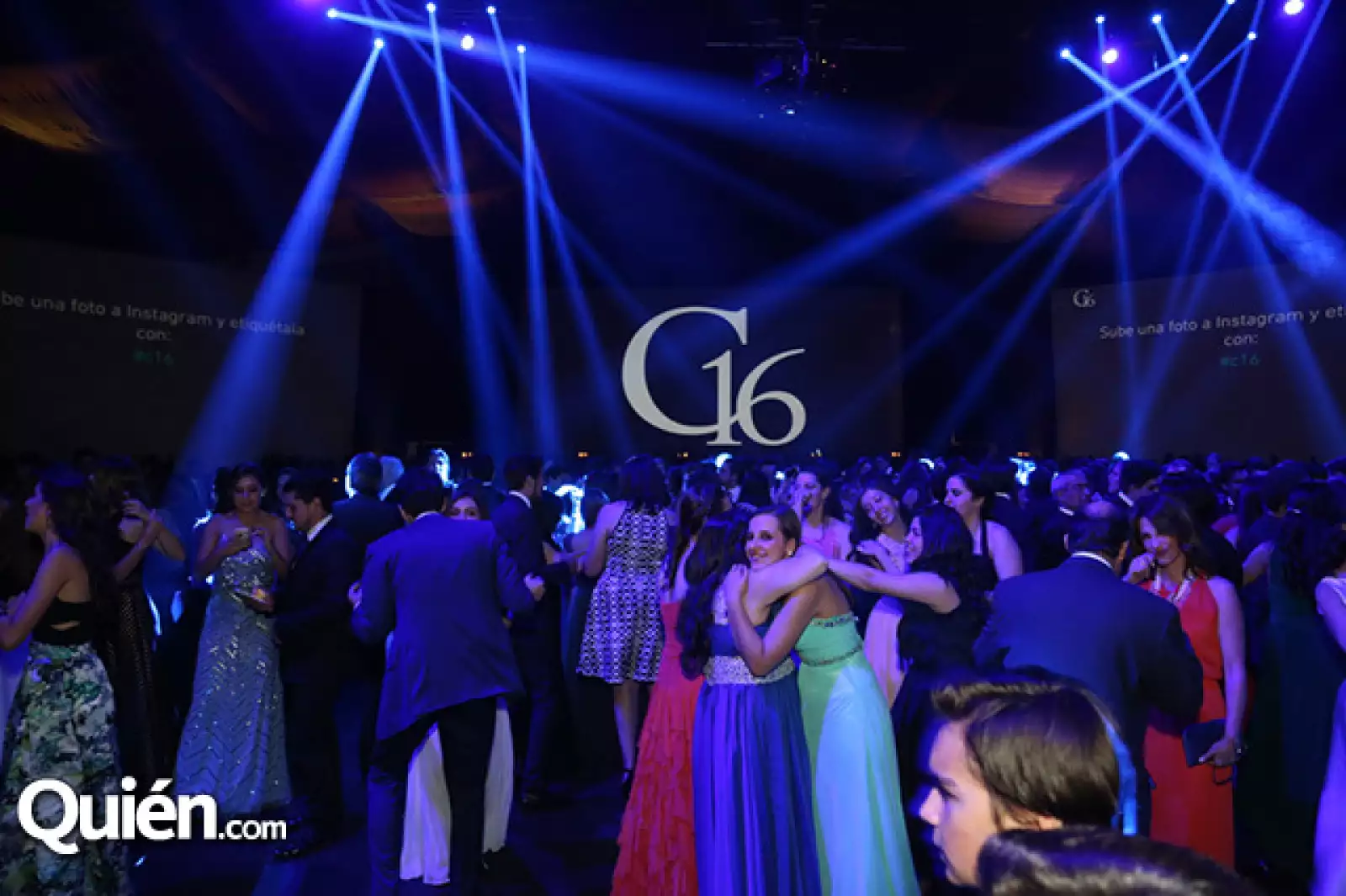 Aspecto Graduación Colegio Cumbres