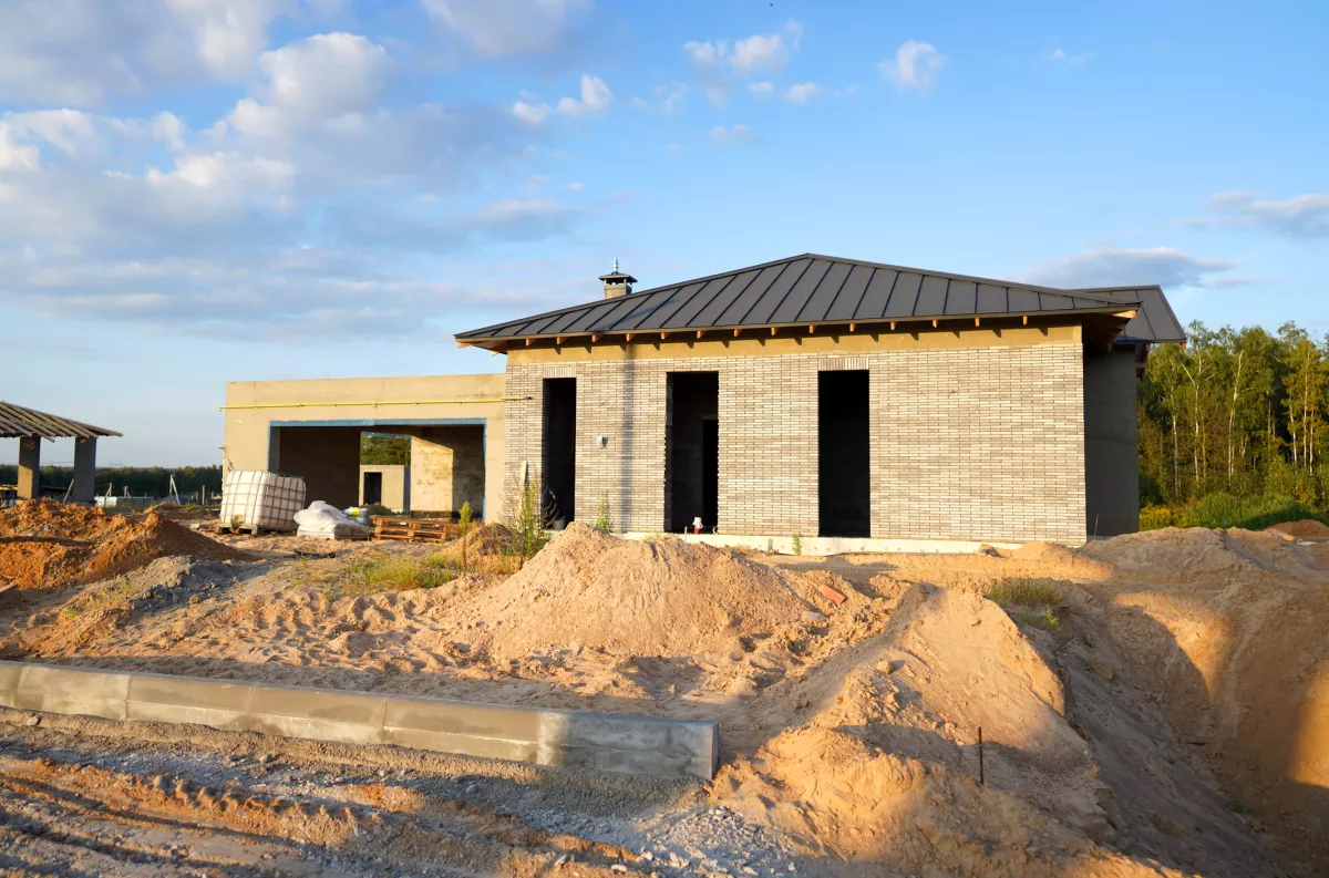 Infonavit se alía con la iniciativa privada para comprar terrenos por 50,000 pesos por vivienda