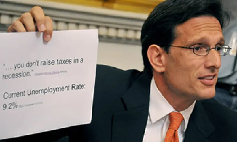 20% de los estadounidenses quiere un acuerdo que sólo consista en reducir gastos, impulsado por el líder de los republicanos, Eric Cantor. (Foto: Cortesia CNNMoney)