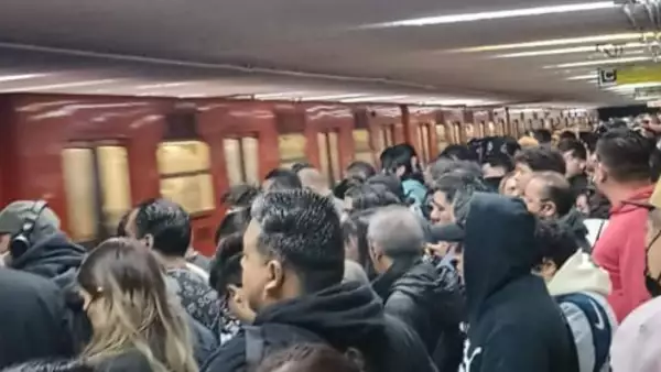 Línea 3 del Metro de la CDMX registra retrasos de hasta 20 minutos