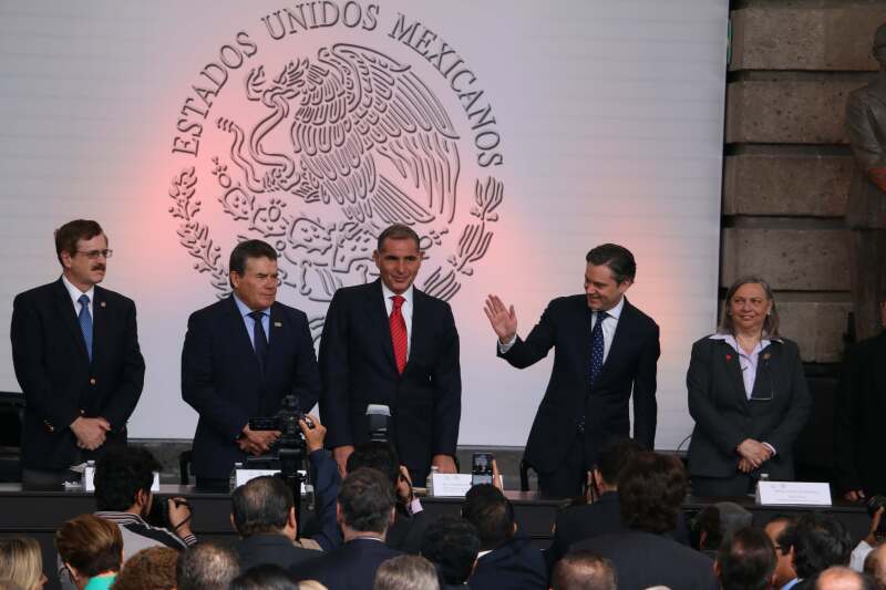 SEP, SNTE y gobierno de Oaxaca presencian el surgimiento del nuevo modelo