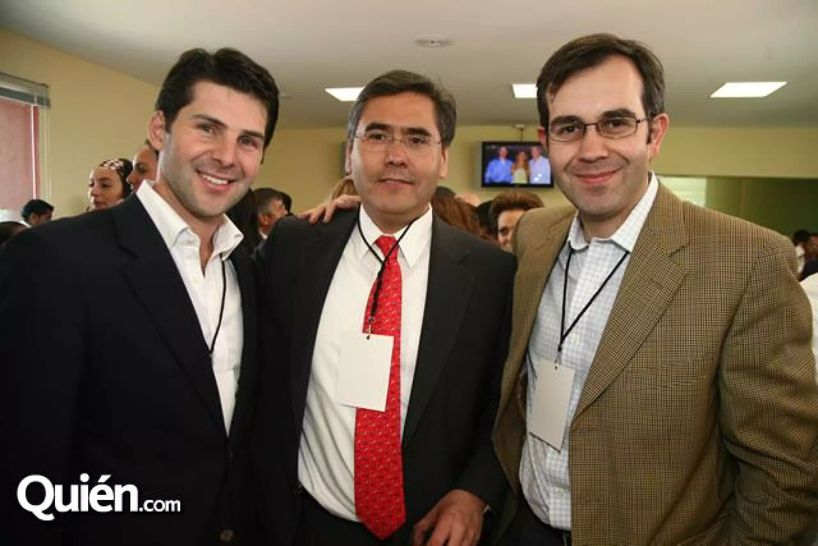 Sissi Harp, Vanessa Anaya y Peña Nieto en la inauguración...