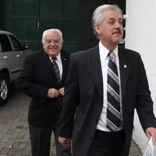 El miércoles en Los Pinos se llevó a cabo la reunión de legisladores del PAN con el presidente Felipe Calderón para analizar el paquete fiscal del 2010. Aquí, el presidente de la Comisión de Hacienda del Senado, Ricardo García Cervantes.