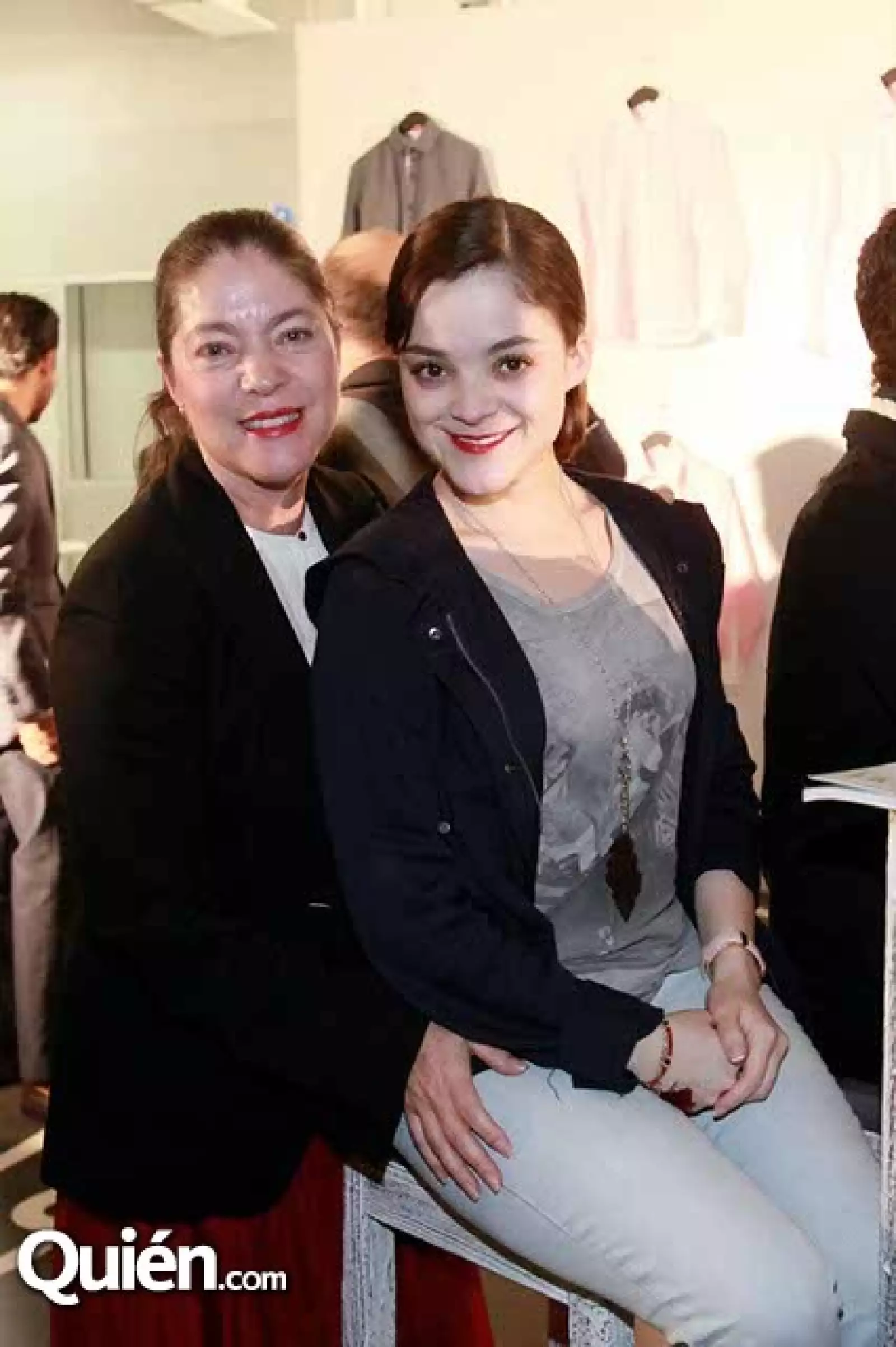 Aziyadee Zanabria y María Parra