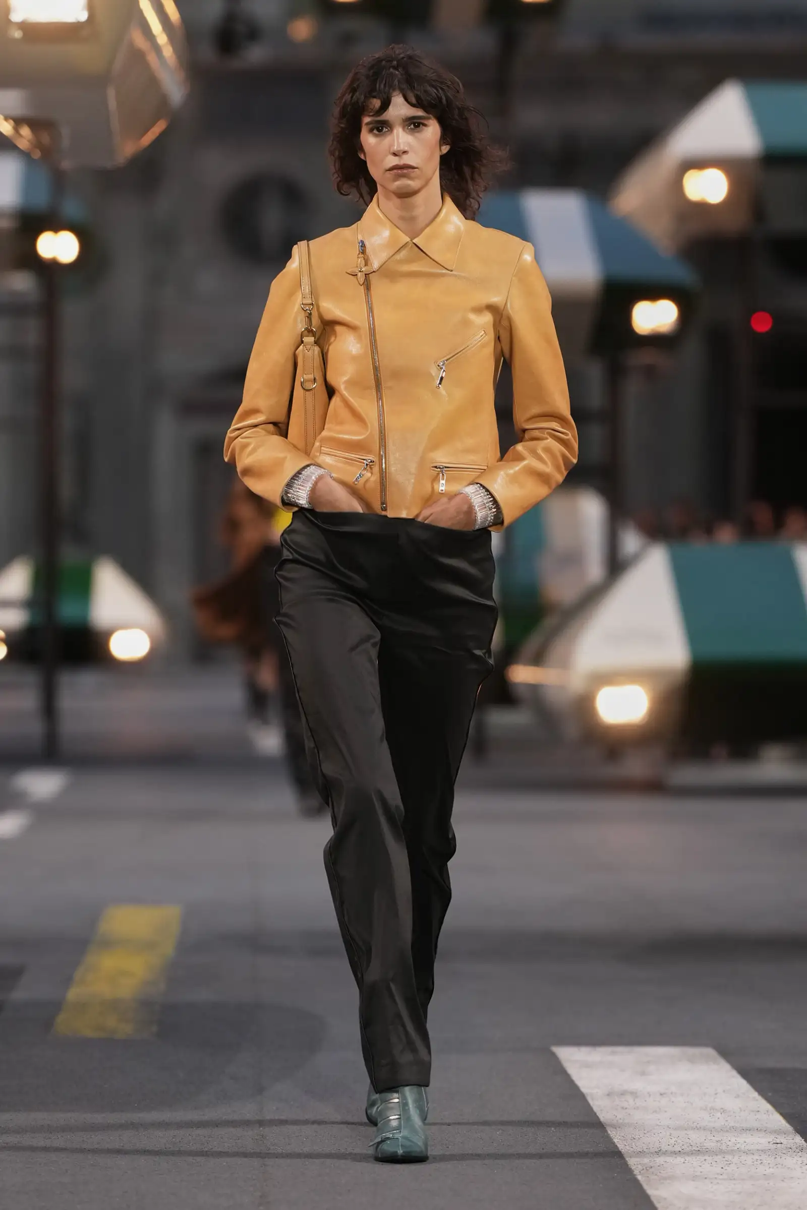 Vuitton S27 013.jpg