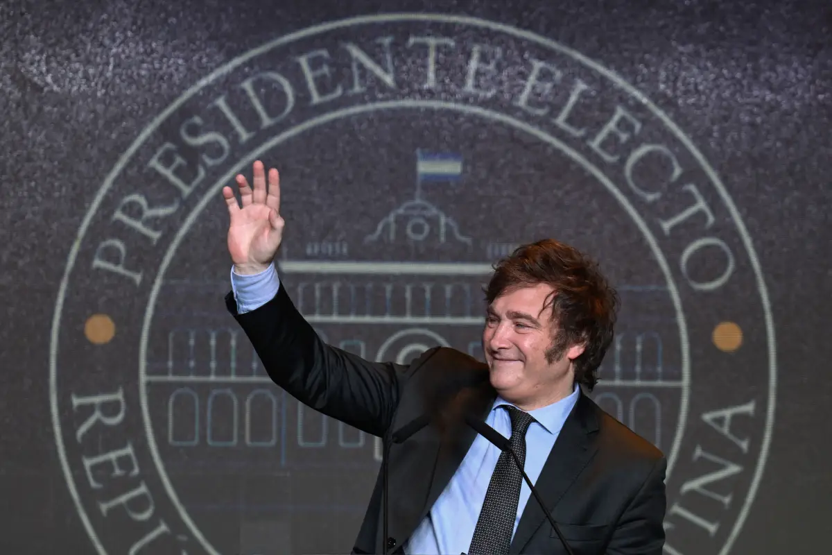 Javier Milei llama ignorante a AMLO; esto dijo del presidente 