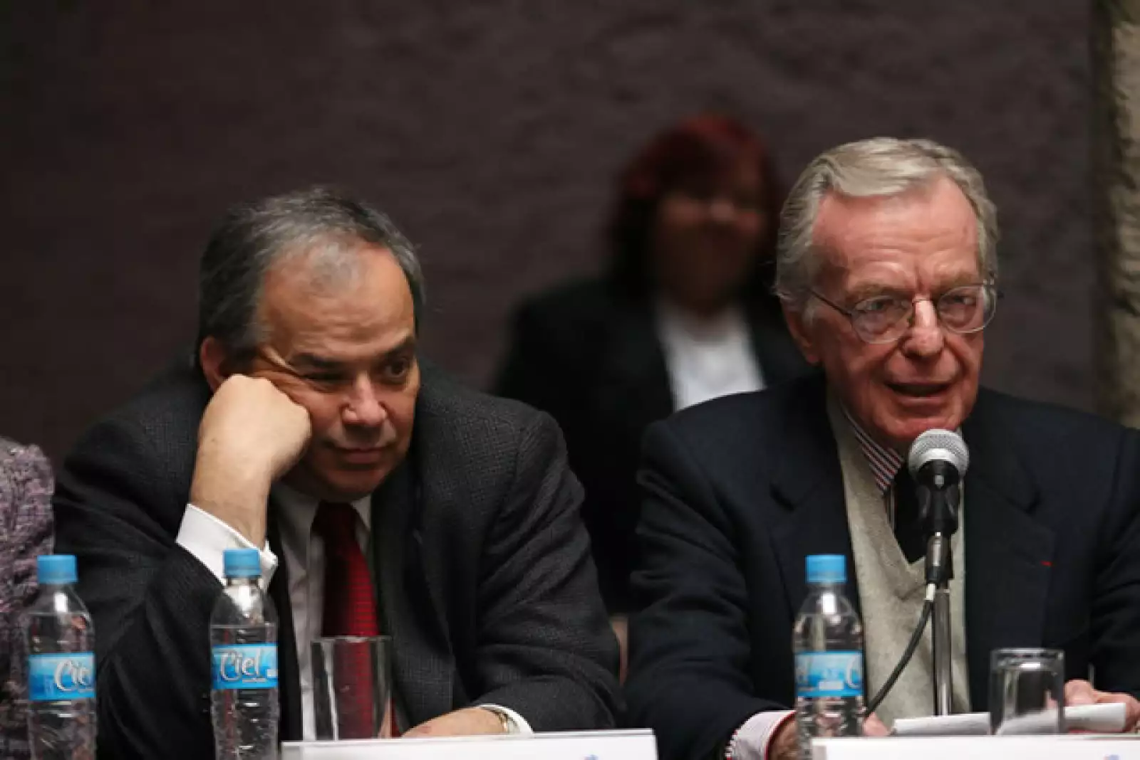 Homenaje a Jacobo Zabludovsky y Leon Davidoff.