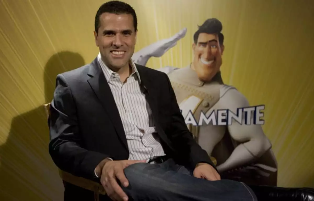 El 17 de diciembre se estrenará en todos los cines del país la película "Megamente", donde el conductor de televisión será la voz de Metroman, el paladín justiciero.