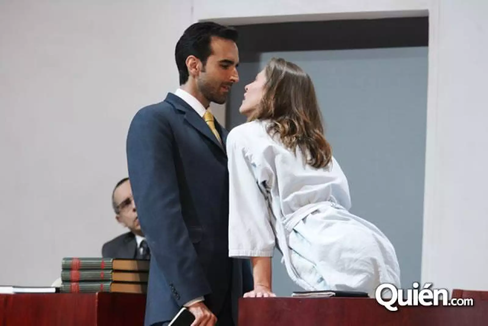 Obra de Teatro Claudia Me Quieren Volver Loca