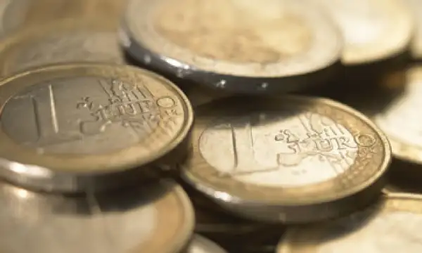El euro frente a la moneda japonesa, ganó 1.9% a 106.57 yenes, el nivel más alto desde el 9 de septiembre. (Foto: Thinkstock)