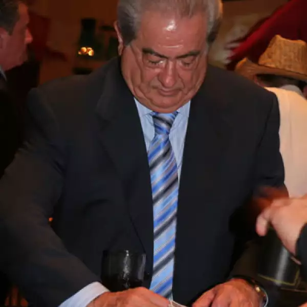 Fundación Hogar y Futuro