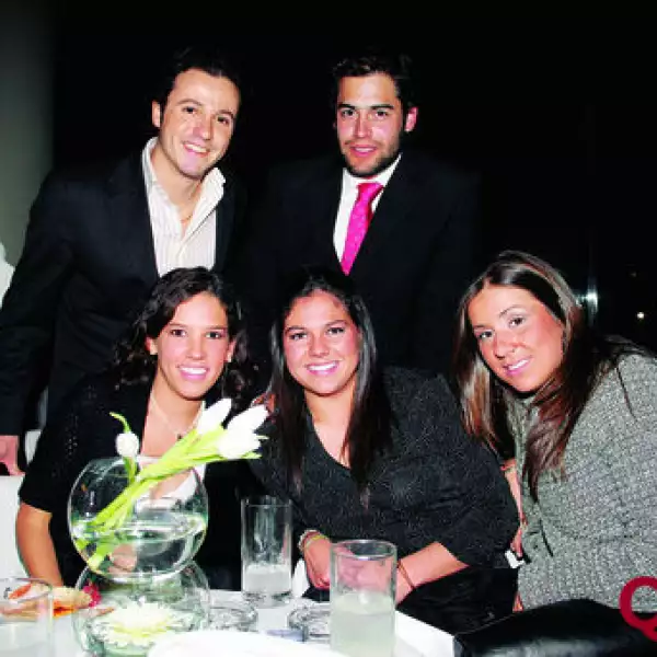 Felipe Alonso, Cecilia Santamarina, Sergio Armendariz, María de la Concha, Carolina Lurm