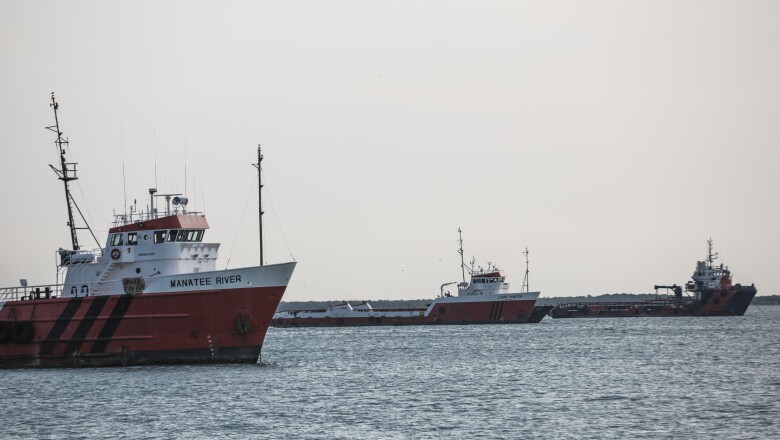 Las embarcaciones de la firma que cayera en desgracia desde 2014 ahora se ven rodeadas por más barcos y equipos sin contrato, tras los recortes en Pemex.