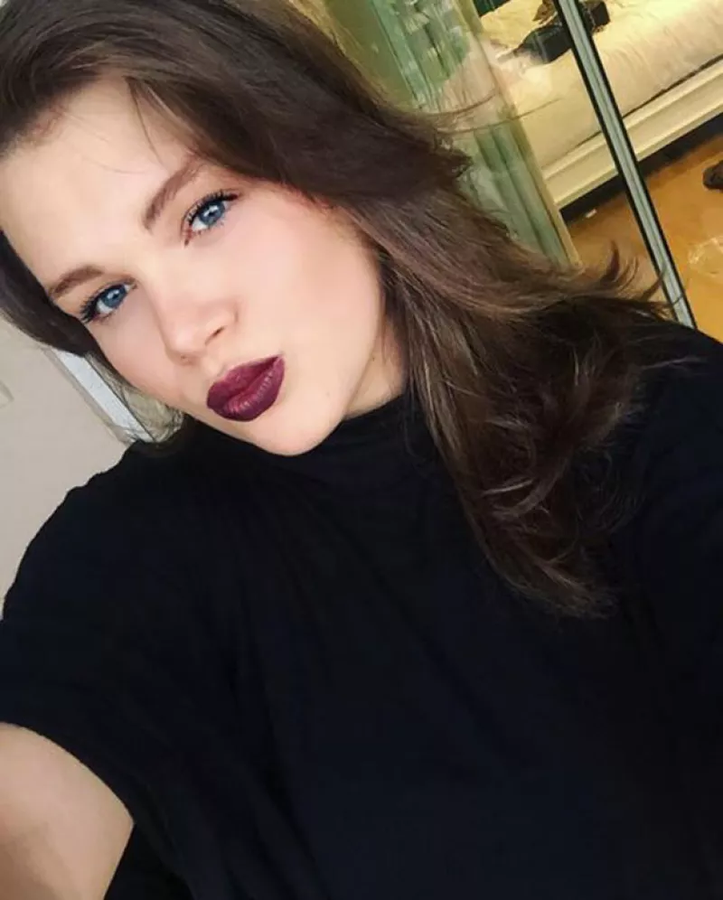 Camille Gottlieb ha publicado un largo mensaje en su cuenta de Instagram para desmentir los rumores sobre su vida privada, como por ejemplo que ha recurrido a la cirugía estética.