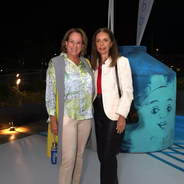 Teresa Zermeño y Gina Alpuche 