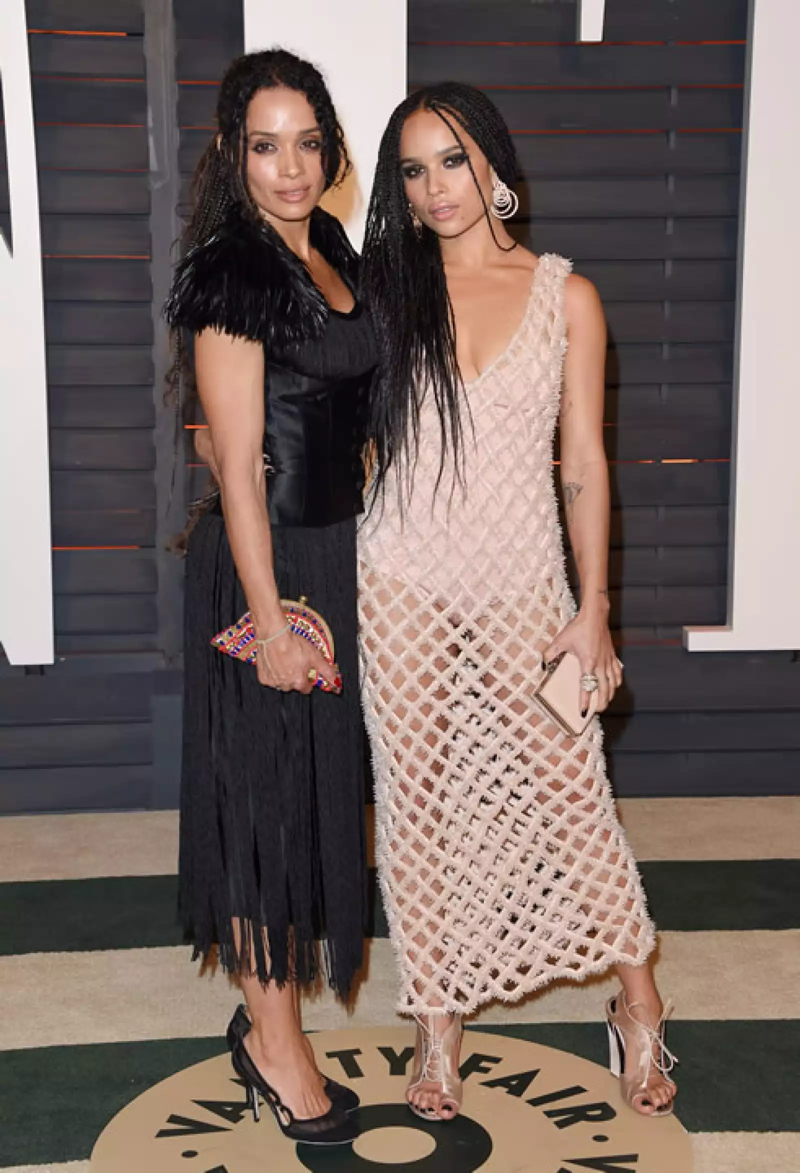 Lisa Bonet y su hija Zoe Kravitz son ambas unas expertas en moda. Saben qué ponerse para cualquier ocasión.