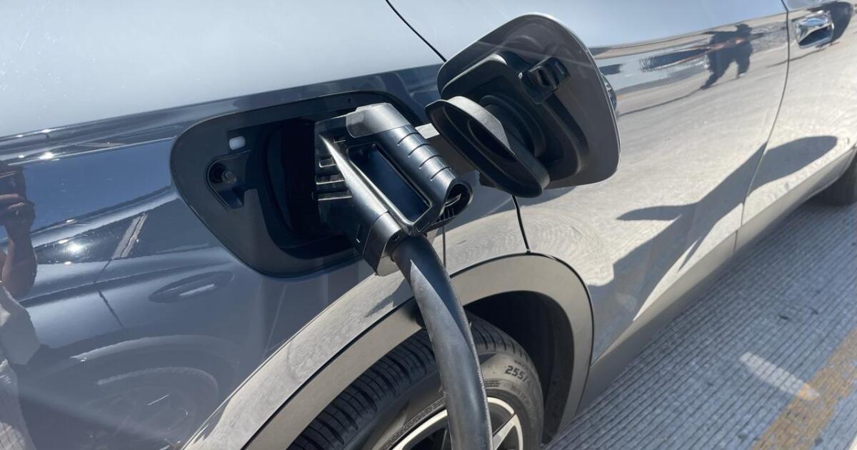 Volkswagen ve Evergo elektrikli otomobiller için ilk ortak şarj koridorunu başlatıyor