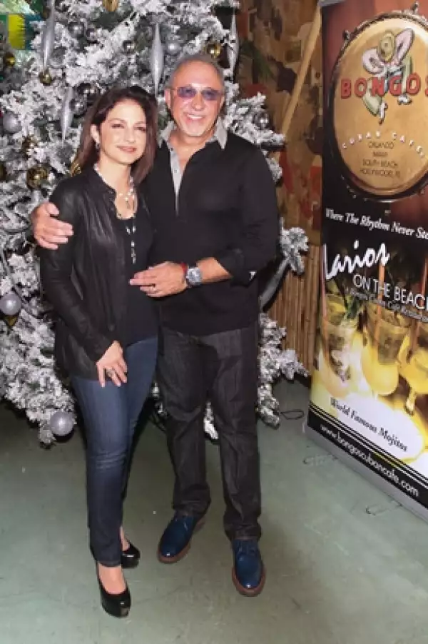 Gloria y Emilio Estefan ya están trabajando con productores para llevar su vida a Broadway.
