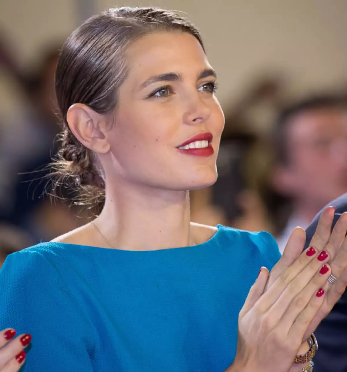 Según una publicación francesa, la hija de Carolina de Mónaco espera su segundo bebé con el actor Gad Elmaleh. Una foto ha generado sospechas.