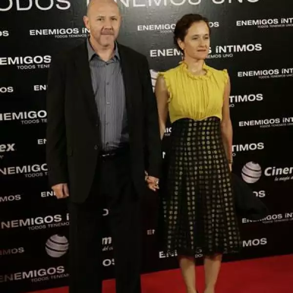 Presentación de Enemigos Íntimos