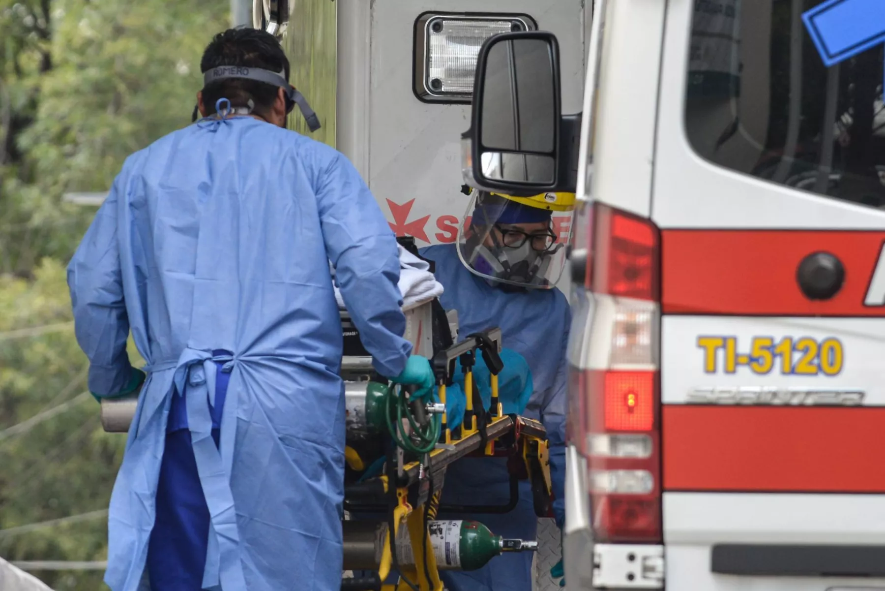 Es continúa la llegada de pacientes con síntomas  COVID-19.