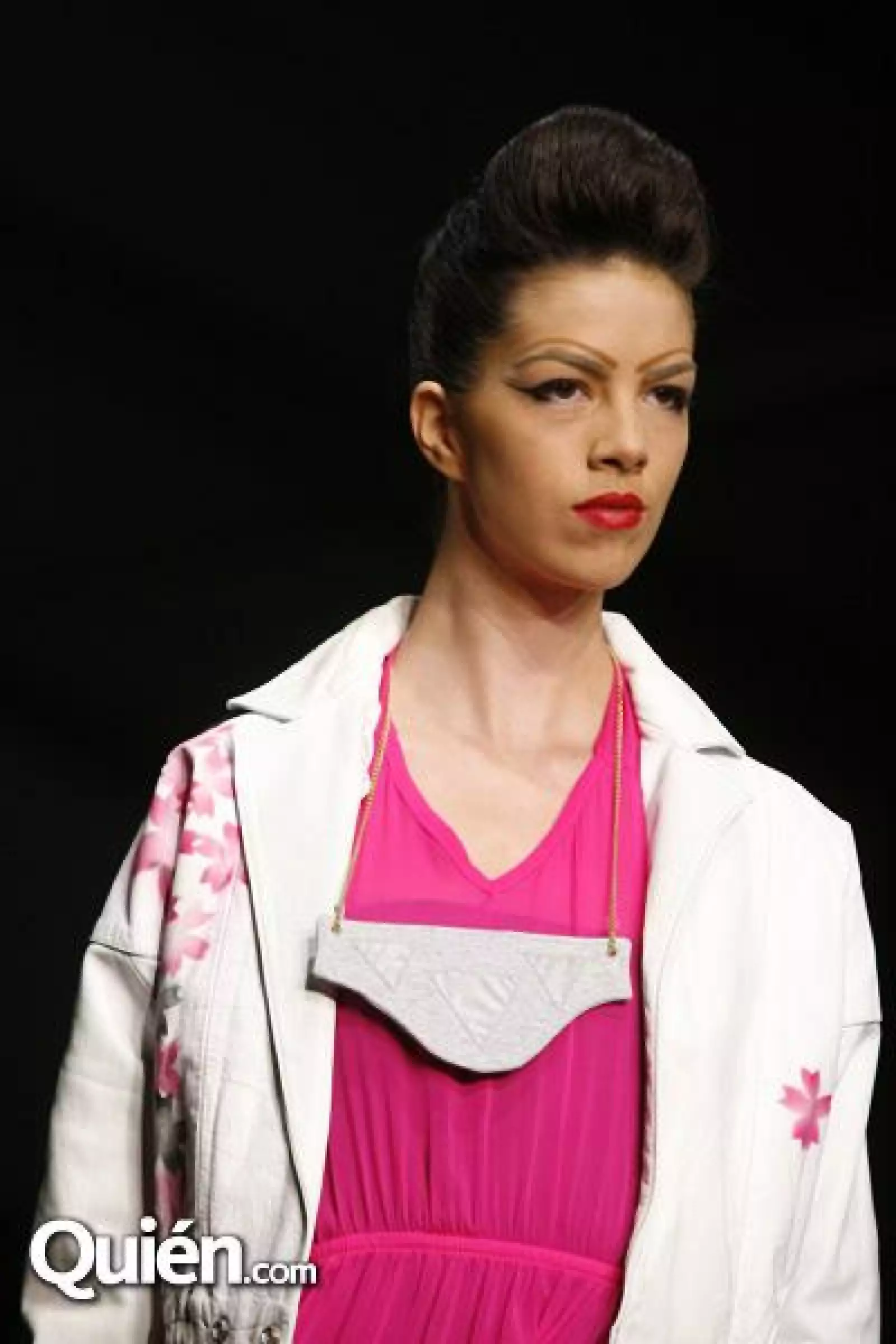 MBDF Pasarela Contempo Busca