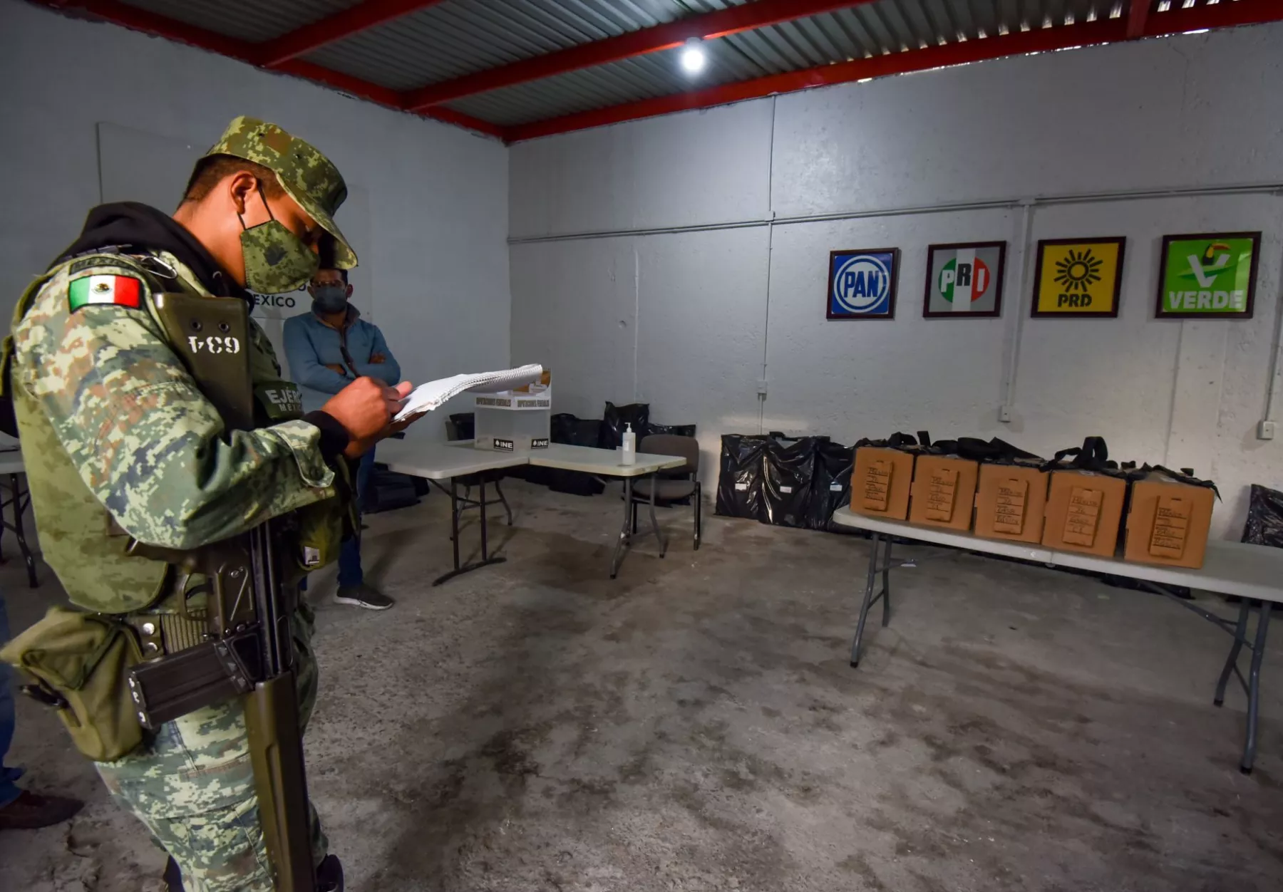 Suspenden elecciones en municipios de Chiapas y Oaxaca 
