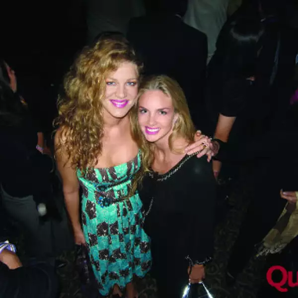 Jaydi Mitchell, Genoveva Casanova