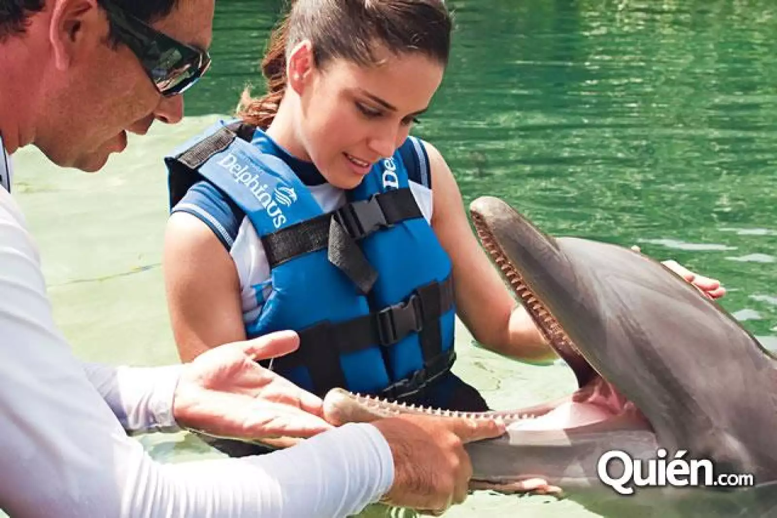 Ana Claudia Talancón rostro Delphinus