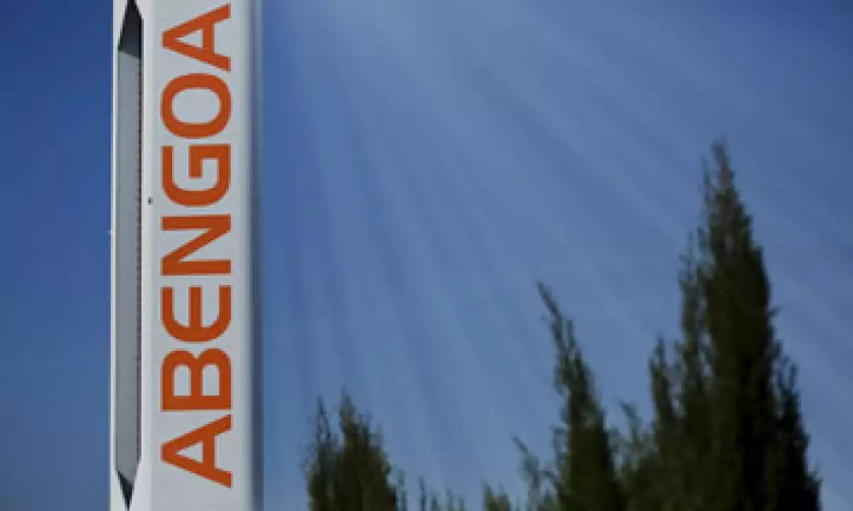 Las acciones de Abengoa en la Bolsa de España se derrumbaron este miércoles 53.85%. (Foto: Reuters )