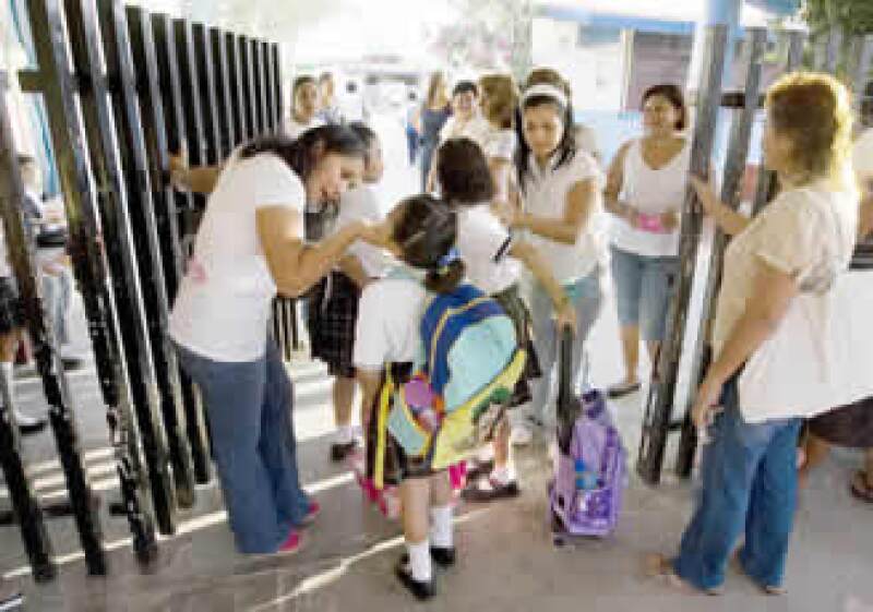El costo promedio del regreso a clases en nivel primaria es de 1,574 pesos. (Foto: Notimex)