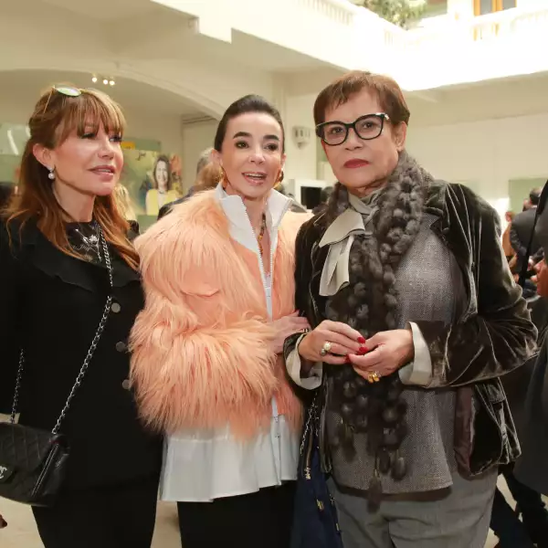 HOMENAJE A MARIE THÉRÈSE HERNAND DE ARANGO