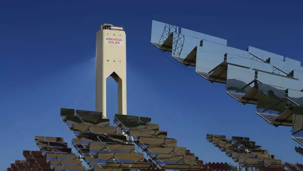 Abengoa tiene hasta el 28 de marzo para pactar una reestructuración de su abultada deuda con sus acreedores. (Foto: Reuters)