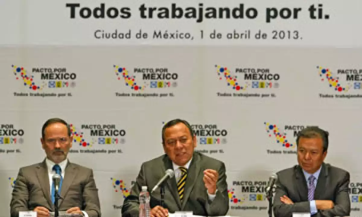 Representantes de los tres partidos y el Gobierno se reunirán el martes para fijar fechas y calendario de las reformas pendientes. (Foto: Notimex)
