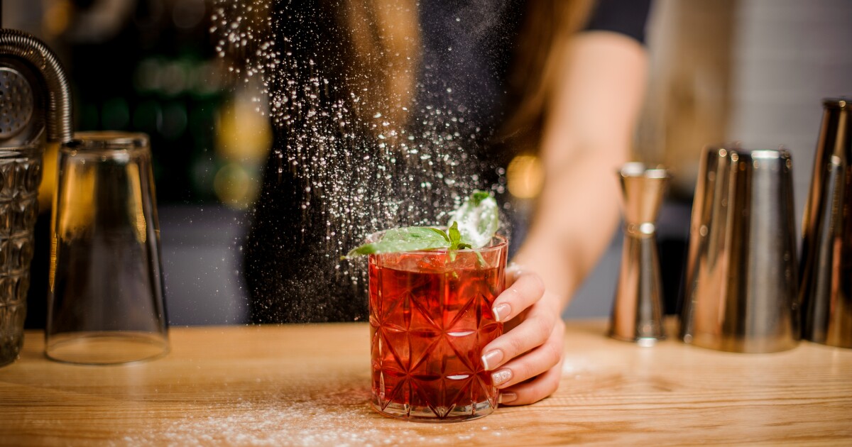 ¿Qué bebieron los mexicanos en casa durante la pandemia? Muchos cocteles en lata