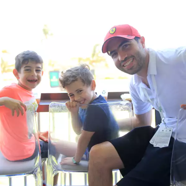 Marcos, Carlos y Elías Zonana 