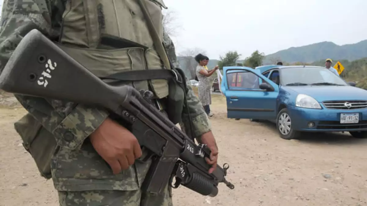 El mandatario reconoció "sin titubeos ni regateos" la labor de las fuerzas federales en el combate a la delincuencia