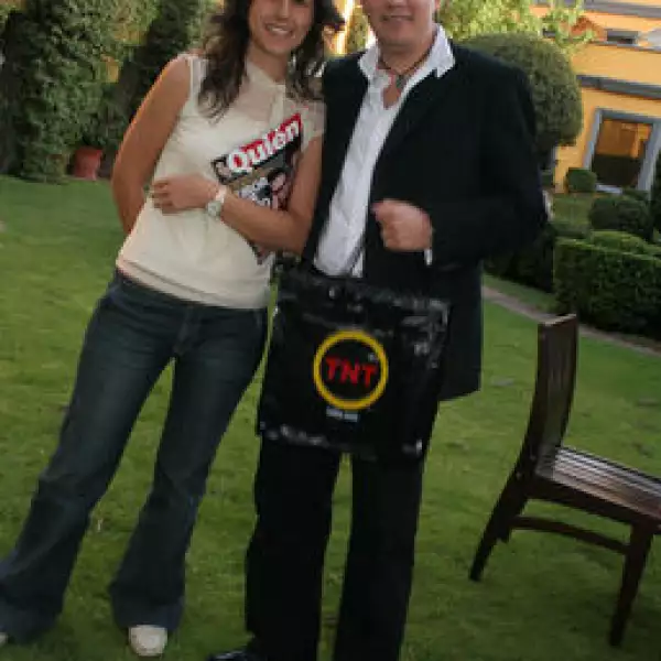 Andrea Juárez, Adolfo Rojas