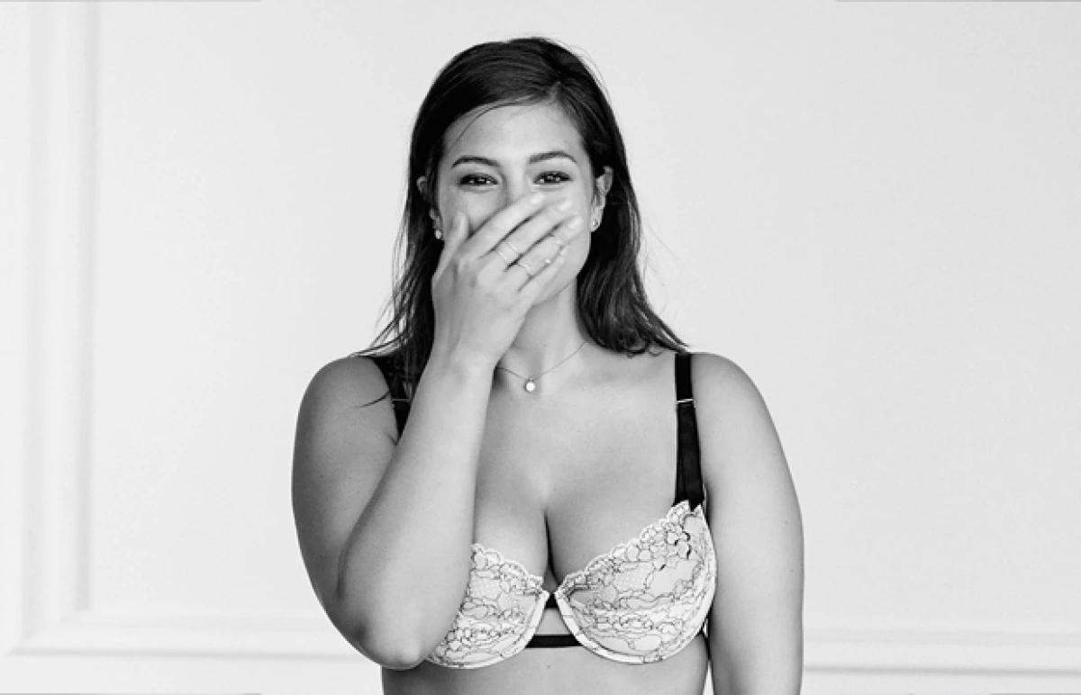 Y todo el mundo se pregunta: Si las modelos no fueran plus-size, ¿la habrían censurado? Mira el video y danos tu opinión.