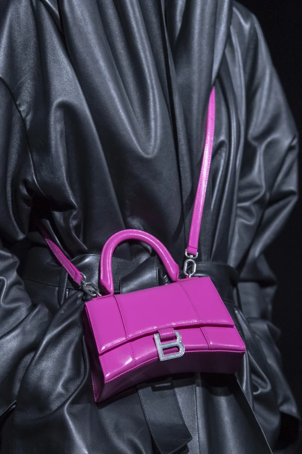 Balenciaga bag F19 014.jpg