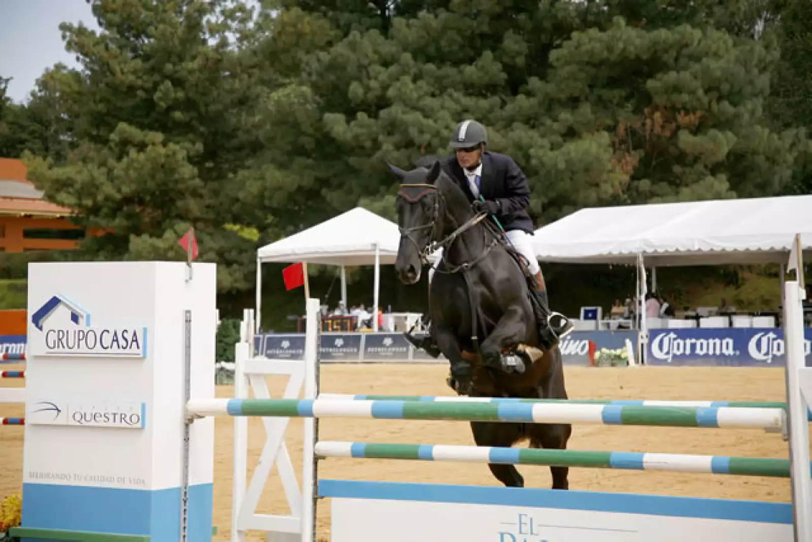 Peyrelonge poresentado por Scappino