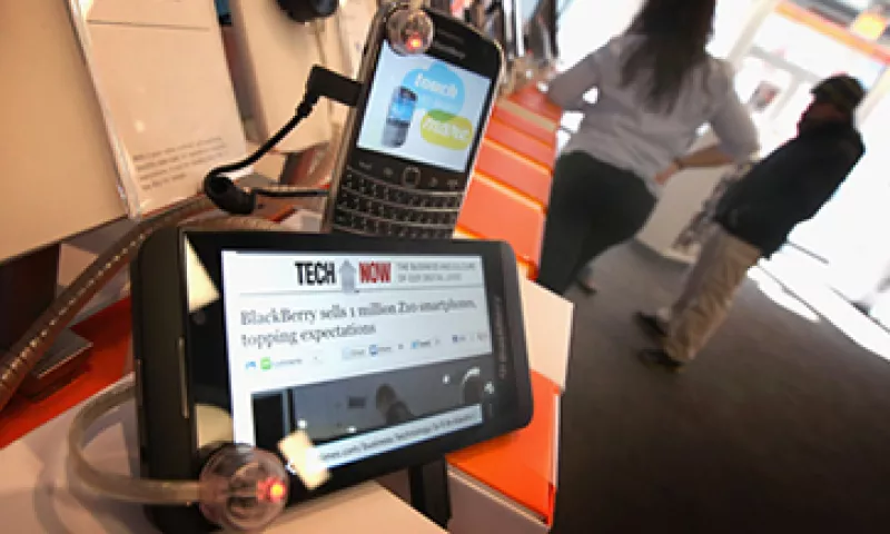 AT&T es una de las compañías más rumoradas para comprar activos de América Móvil. (Foto: Getty Images)