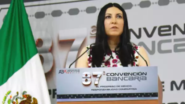 Victoria Rodríguez Ceja, gobernadora del Banco de México, en la 87 Convención Bancaria en Acapulco