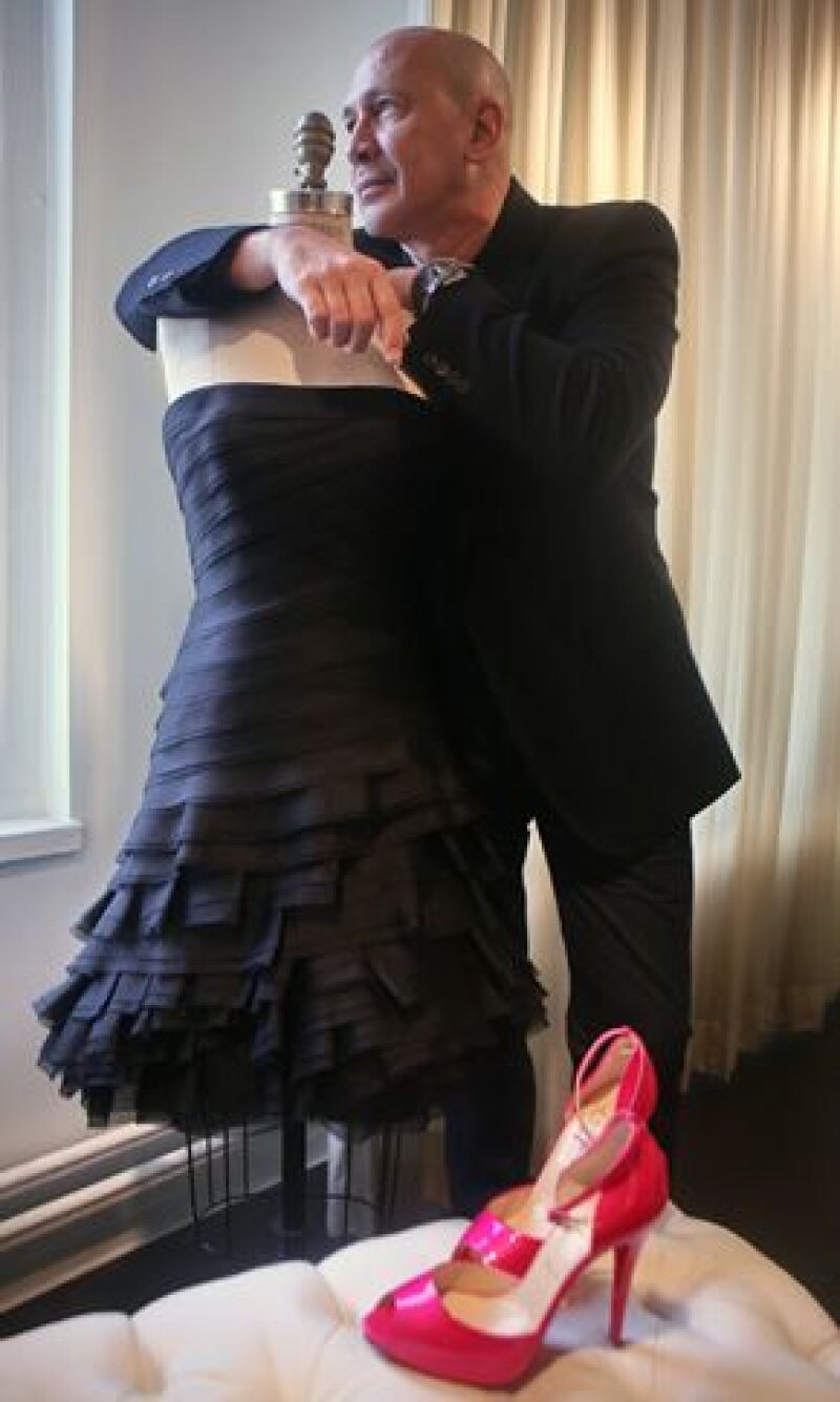 La muñeca cumplirá 50 años y este sábado se prepara un desfile en Nueva York en donde sustitutas de tamaño real modelarán trajes de Ralph Lauren, Diane Von Furstenberg y Betsy Johnson.