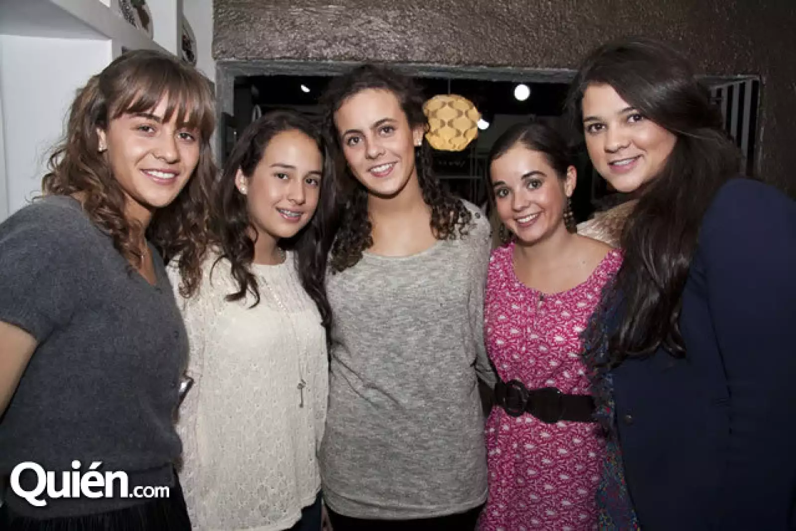 María, Karla y Cristina Kuri, Andrea Ostos y Sofía Rincón Gallardo