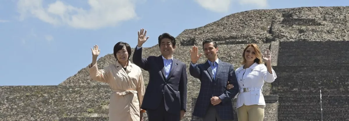 visita-shinzo-teotihuacan-.jpeg