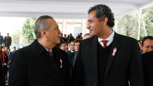 Tras la renuncia de Manlio Fabio Beltrones del PRI, Enrique Ochoa tomará su lugar.
