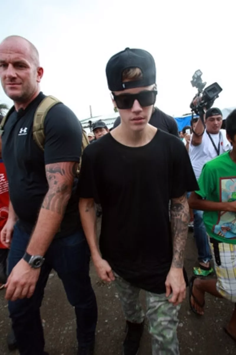 De acuerdo con diversos medios estadounidenses, el cantante se encuentra en custodia para realizarle pruebas y se determine el nivel de toxicidad en su cuerpo.