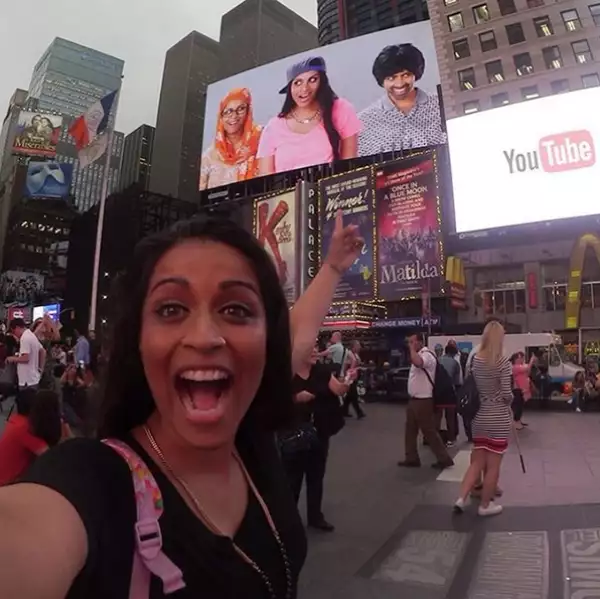 Lilly Singh ha participado en cine y también hace rap.